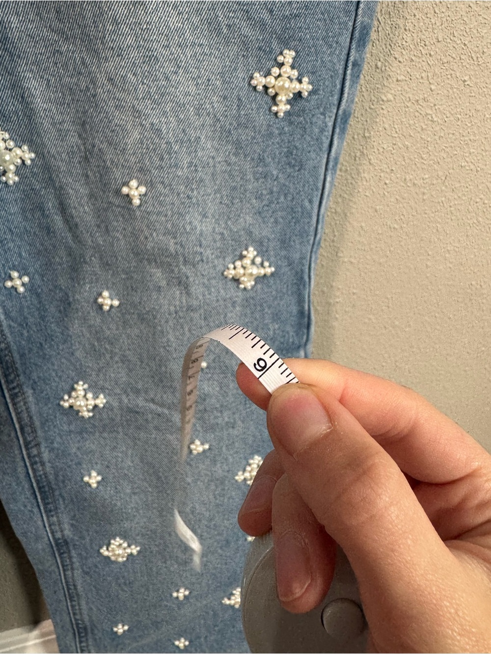 NWT Ban Jars Cropped Embroidered Light Blue Jeans - Picture 8 of 9